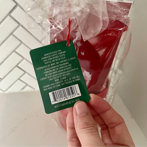 NIP Starbucks Gift Set Red Ceramic Mug Holiday Roast Coffee Peppermint Hot Cocoa - Picture 4 of 6